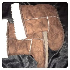 brown furry boots